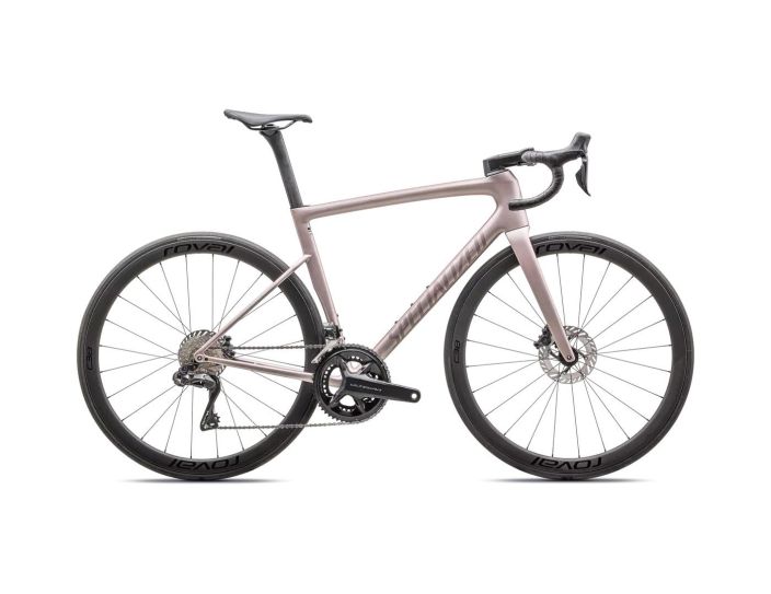 Specialized Tarmac SL8 Expert Di2 -25 Tarmac SL8 pyoraa nopeampaa saa hakea, silla se