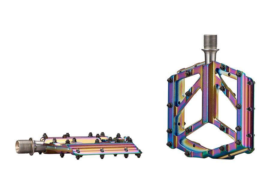 Supacaz Orbitron cnc Alloy Polkimet Oil Slick The Orbitron is the new gold standard for platform pedals. The high grip