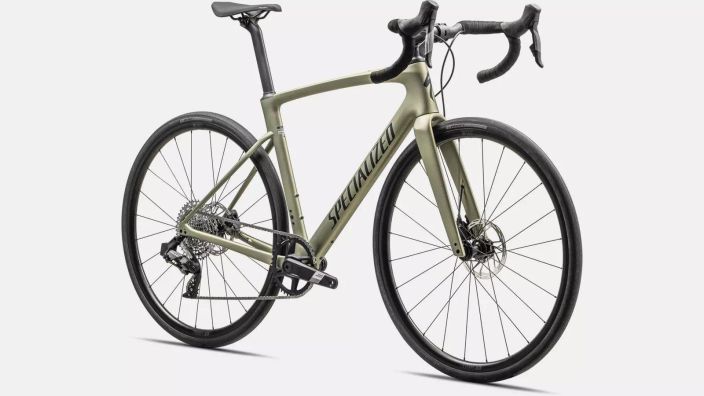 Specialized Roubaix SL8 Sport Apex -24 Loimme endurance road -luokan kaksi vuosikymmenta sitten ja todistimme, etta parempi