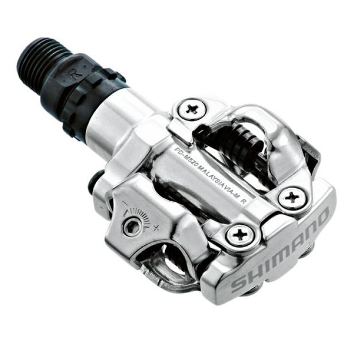 Shimano Poljin PD-M520 Hopea Shimano lukkopolkimet PD-M520. Soveltuu SPD-klossille (2-pultti kiinnitys). Paketin mukana