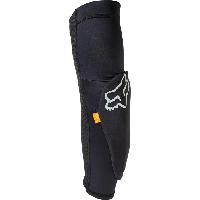 FOX Enduro Elbow Guard D3O Kyynarsuojat Lightweight slip-on elbow pads with D3O® You don’t hold back, and for that