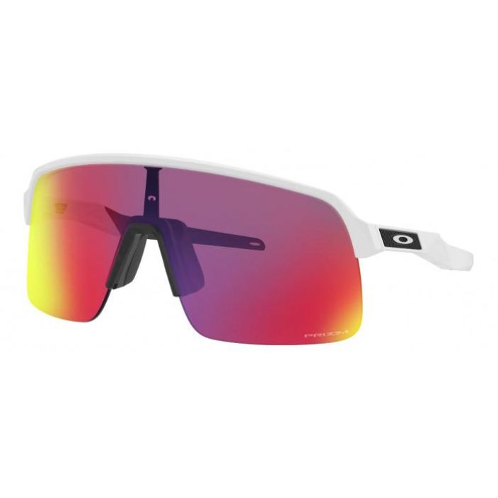 Oakley Sutro Lite Matte White Prizm Road Oakley Sutro Lite ajolasit. Supersuositun Sutro mallin Lite versio ilman linssin