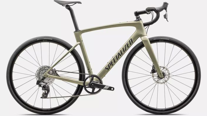 Specialized Roubaix SL8 Sport Apex -24 Loimme endurance road -luokan kaksi vuosikymmenta sitten ja todistimme, etta parempi