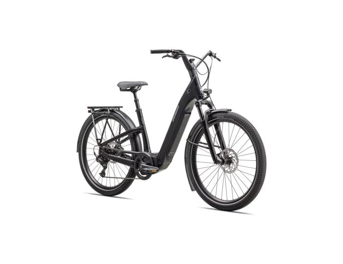 Specialized Como 4.0 -25 Como is a laid back e-bike with a clean look and upright rider position for convenient