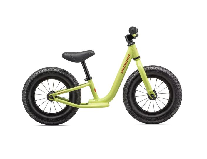 Specialized Hotwalk Upea Specialized Hotwalk potkupyora sopii ensimmaiseksi pyoraksi kun