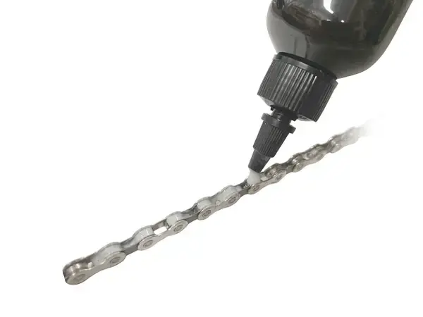 906_black_magik_drip_wax_chain-scaled.webp