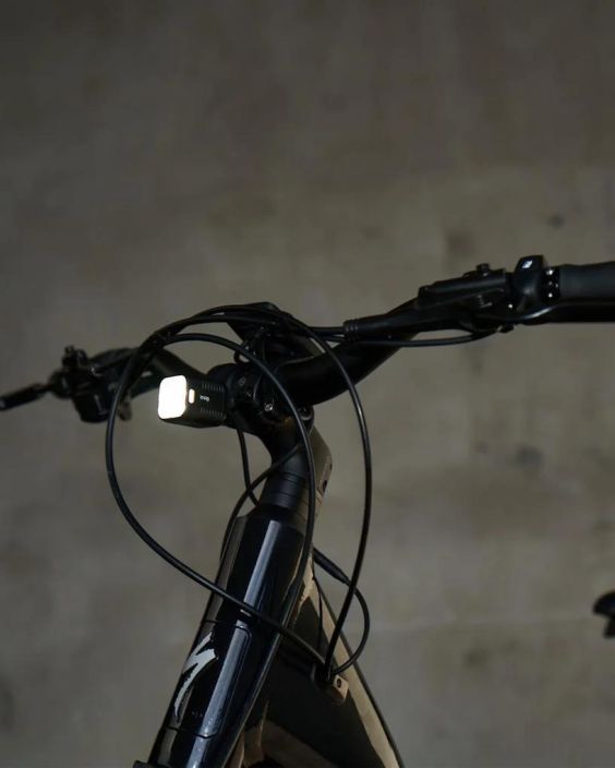 Knog Blinder E 900lm Etuvalo